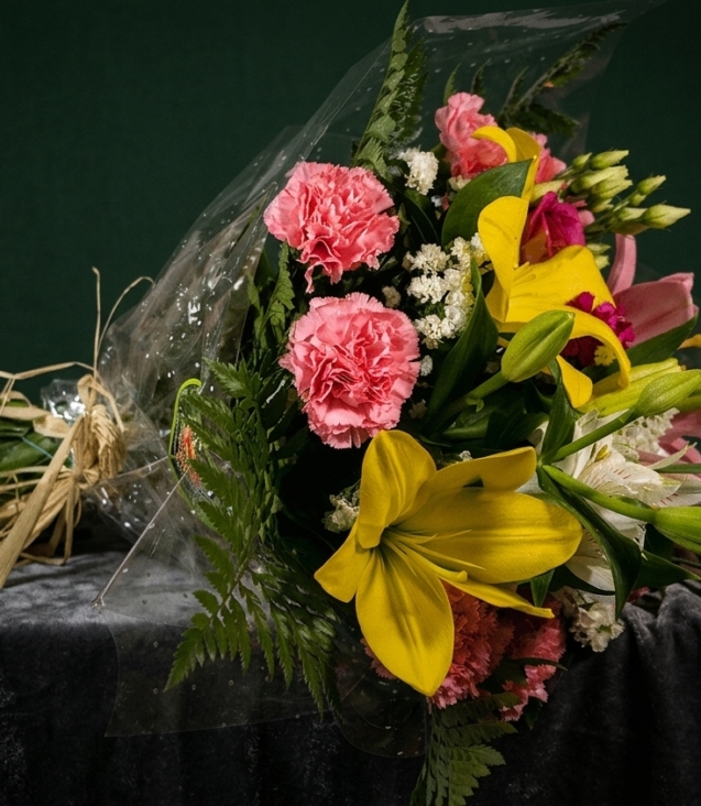 bouquet-fantasía-floral_floristeria_velez_malaga_flores_y_plantas_online_envio_a_la_axarquia_ramos_de_flores_a_domicilio_01