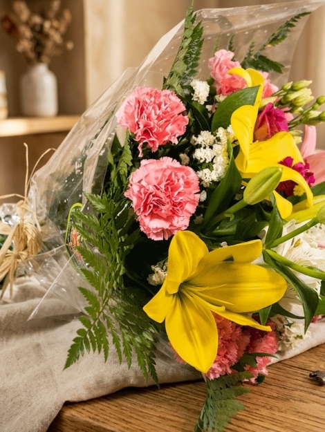 bouquet-fantasía-floral_floristeria_velez_malaga_flores_y_plantas_online_envio_a_la_axarquia_ramos_de_flores_a_domicilio_02