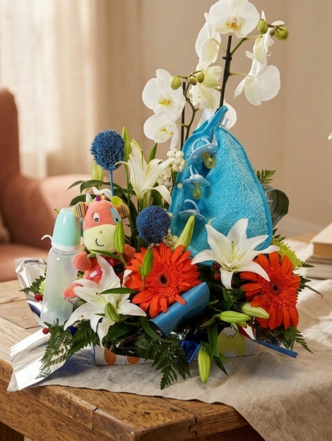 centro-bebe-2_floristeria_velez_malaga_flores_y_plantas_online_envio_a_la_axarquia_ramos_de_flores_a_domicilio_02