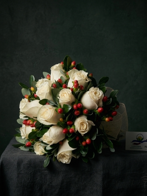 rubíes_floristeria_velez_malaga_flores_y_plantas_online_envio_a_la_axarquia_ramos_de_flores_a_domicilio_01