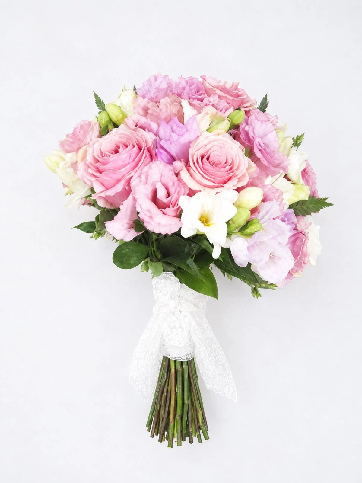 Classic Beauty bridal bouquet by Floristería Florymar